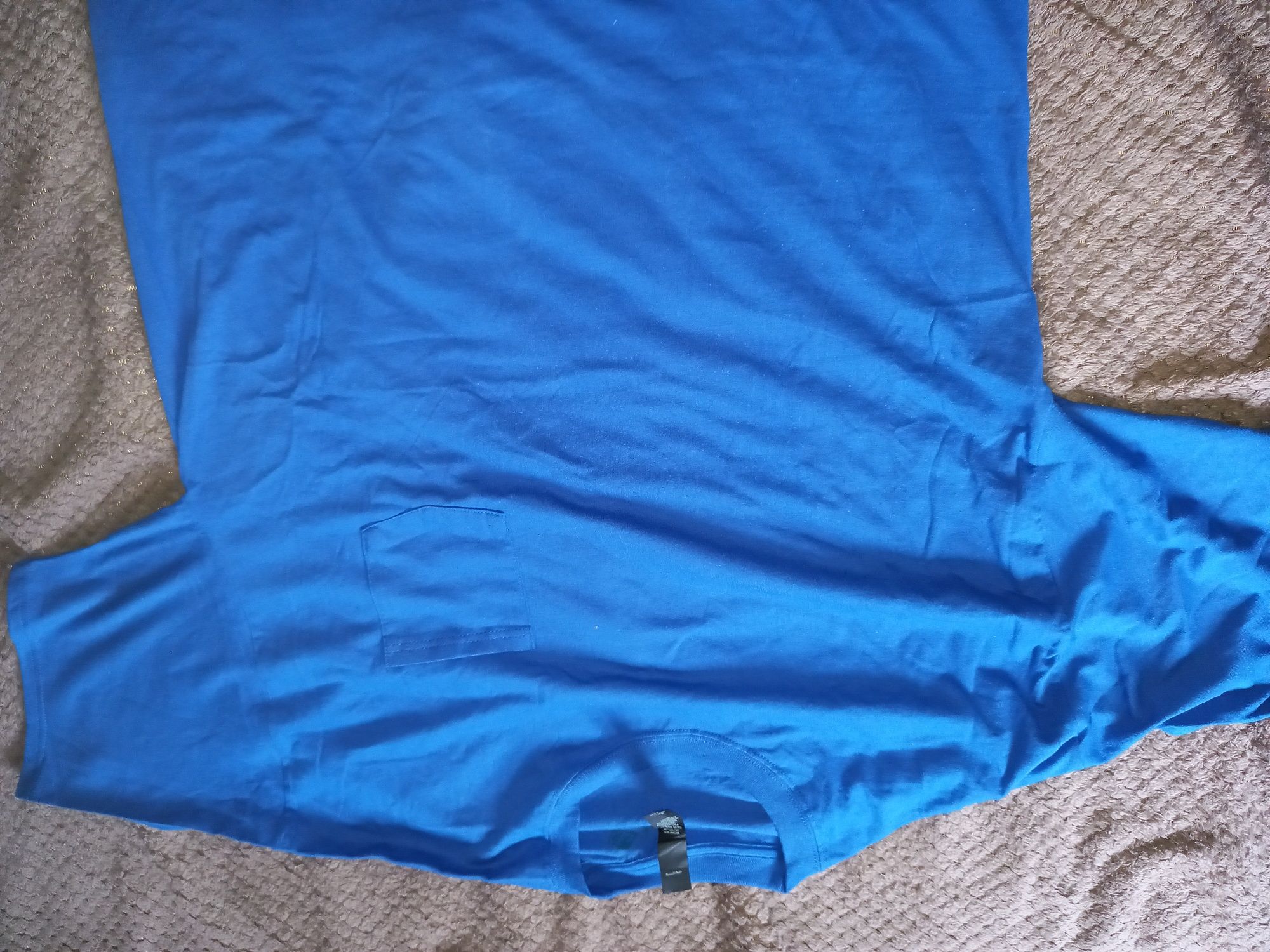 Vand  tricou  nou bumbac  numărul xxl