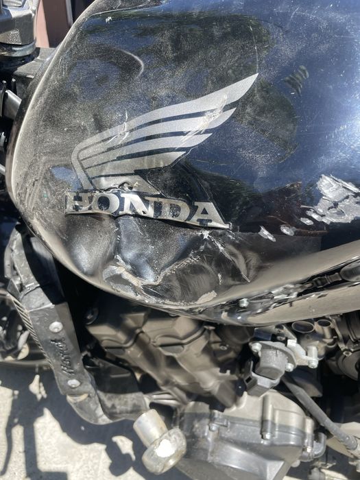 Honda Hornet 600 pc36 avariat