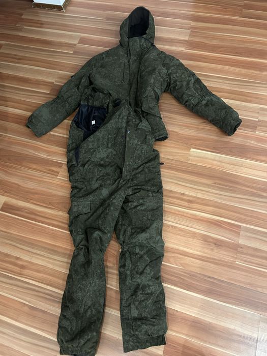Продам комбинезон зимний б/у