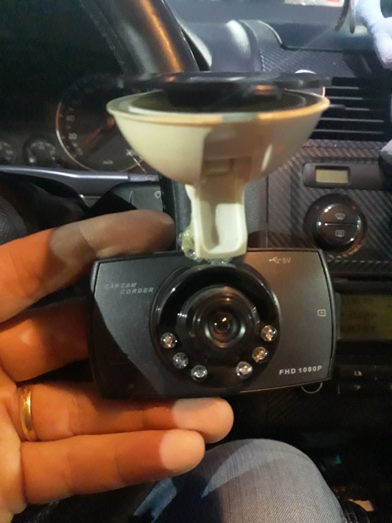 Camera filmat auto