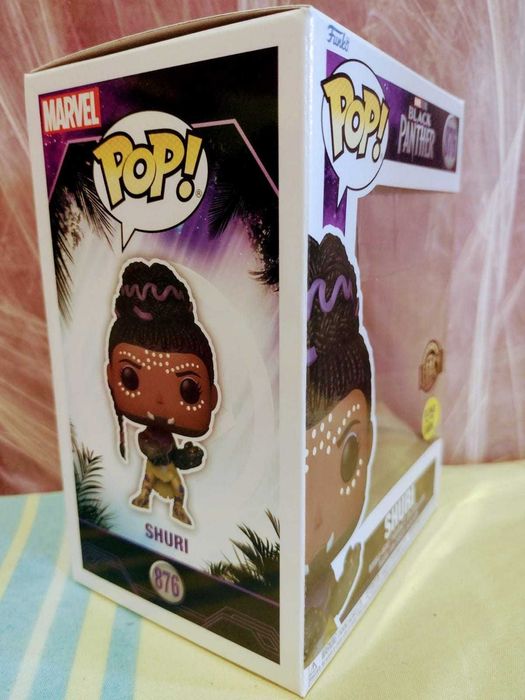 Funko POP Marvel Black Panther - фигура и тениска-лимитирана серия
