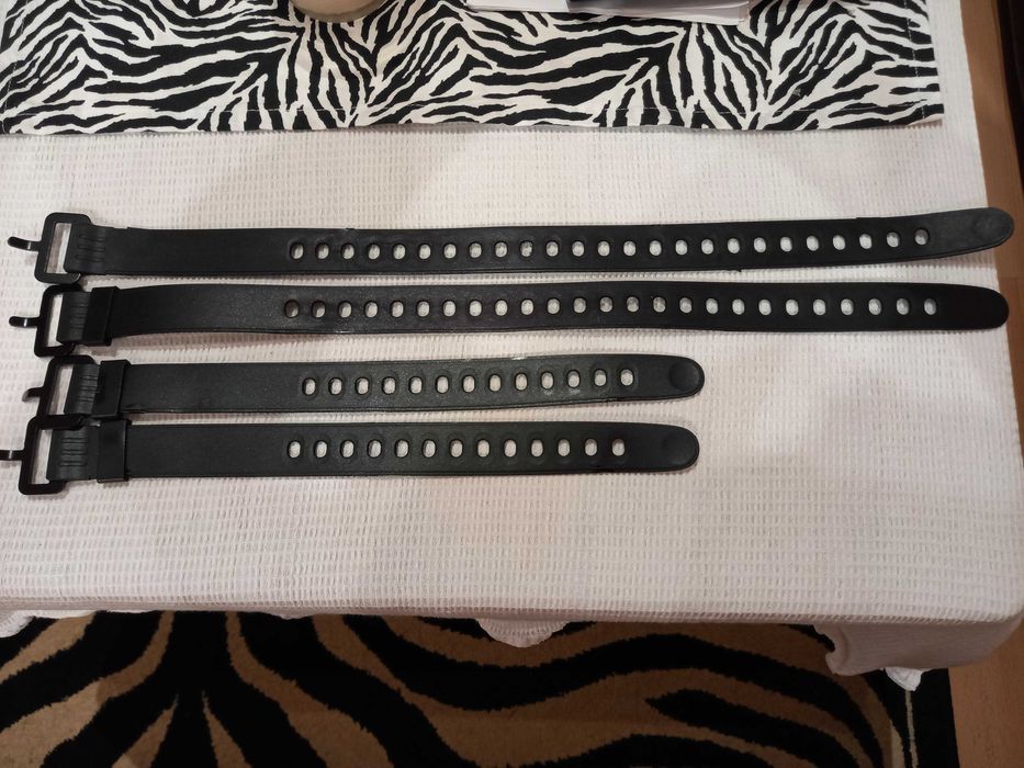 Два комплета гумени каишки за нож за гмуркане