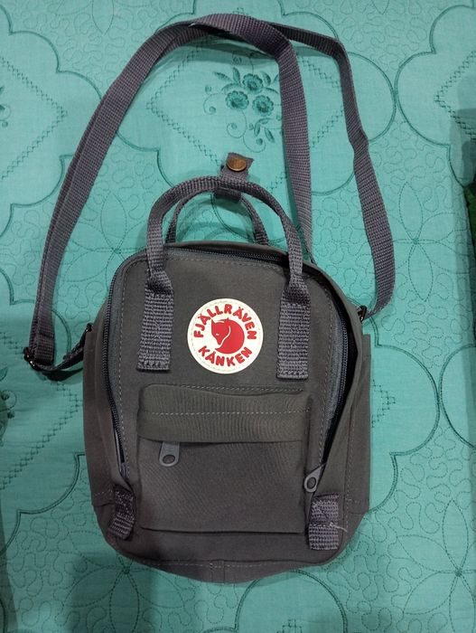 Сумочка Канкен в сером цвете.