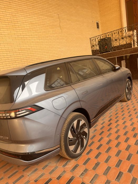 Dongfeng 008 Ultra 2025 hybrid