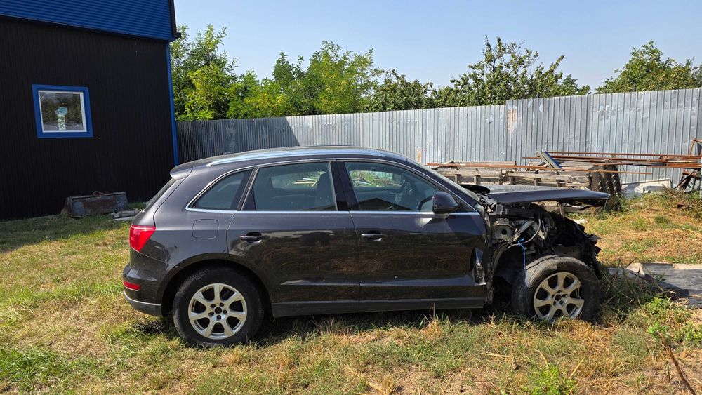 Vând Audi q5 2012 avariat