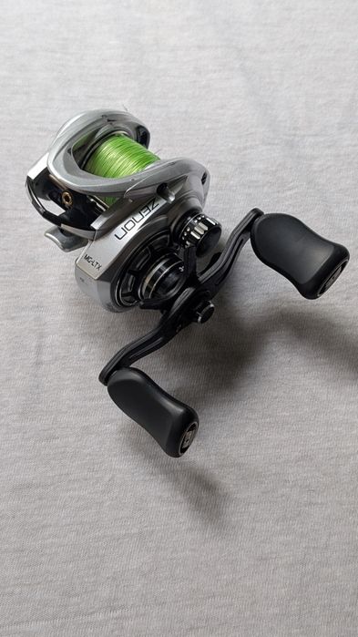 Mulinete Baitcast BFS Abu Garcia