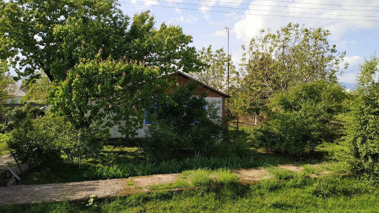 Продается дом ( Ховли уй, hovli uy ) в поселке " Геолог"