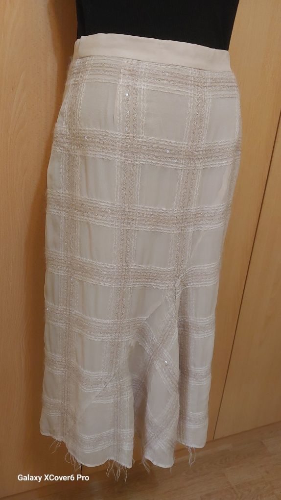 Пола Intrend Max Mara.100% коприна. размер S