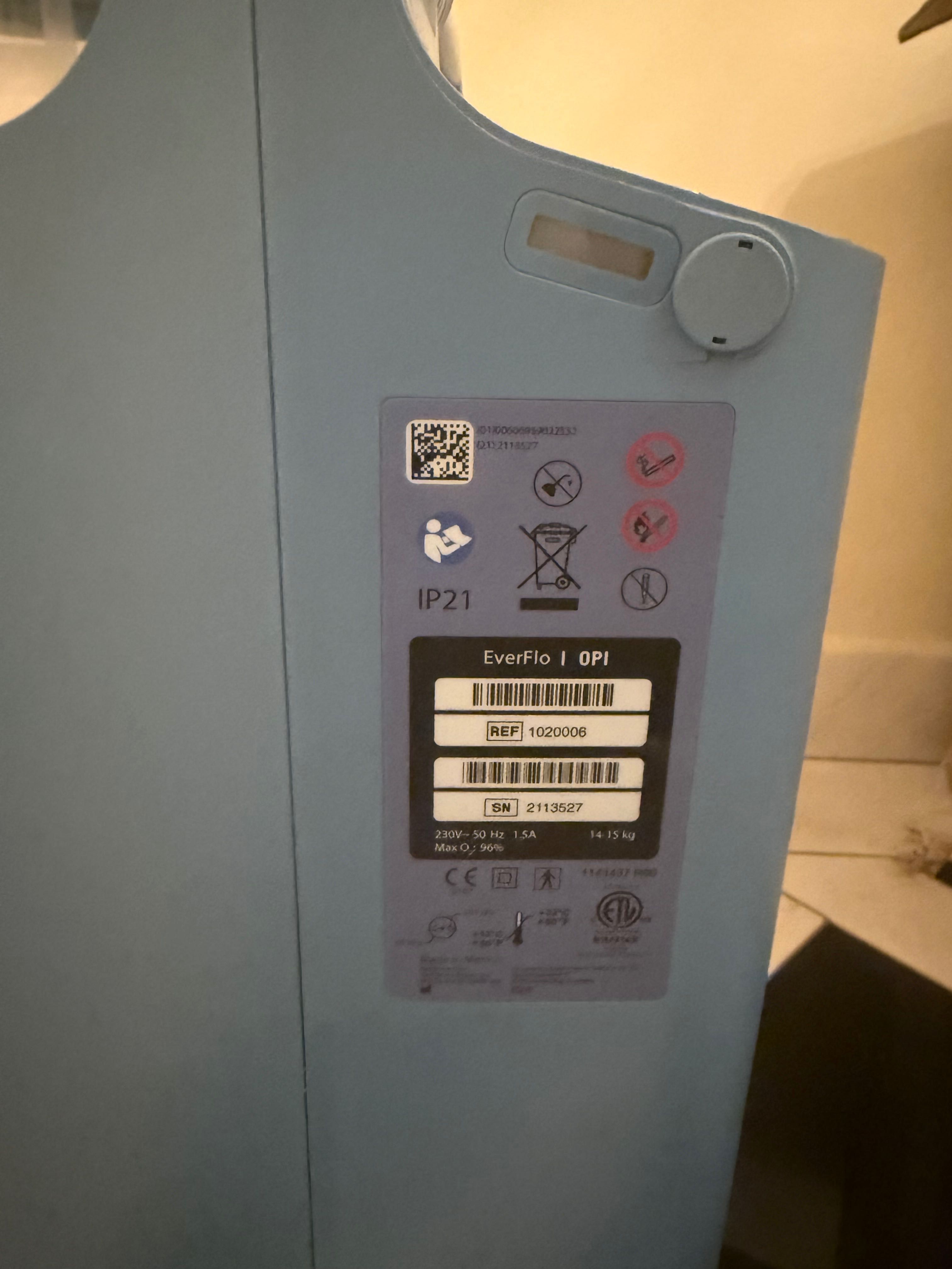 Продавам кислороден концентратор Philips Everflow 5 л,