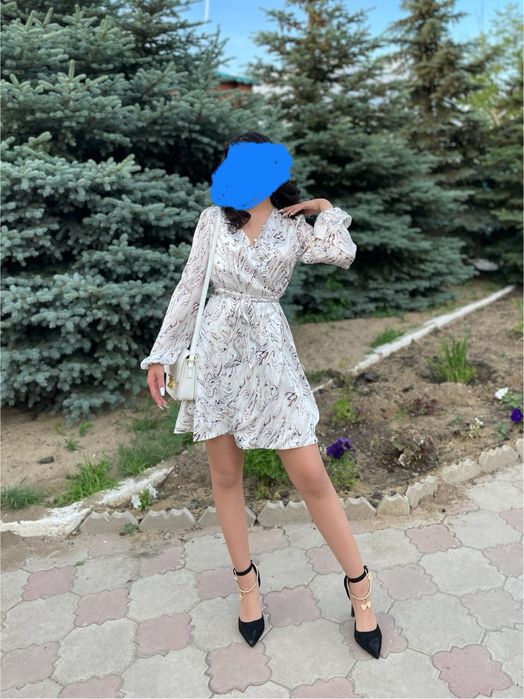 Платье бренд lichi