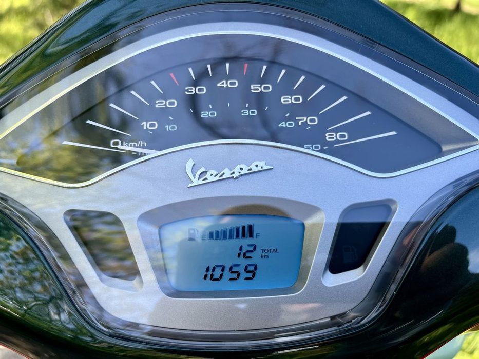 Scuter nou Vespa Sean Wotherspoon limited edition