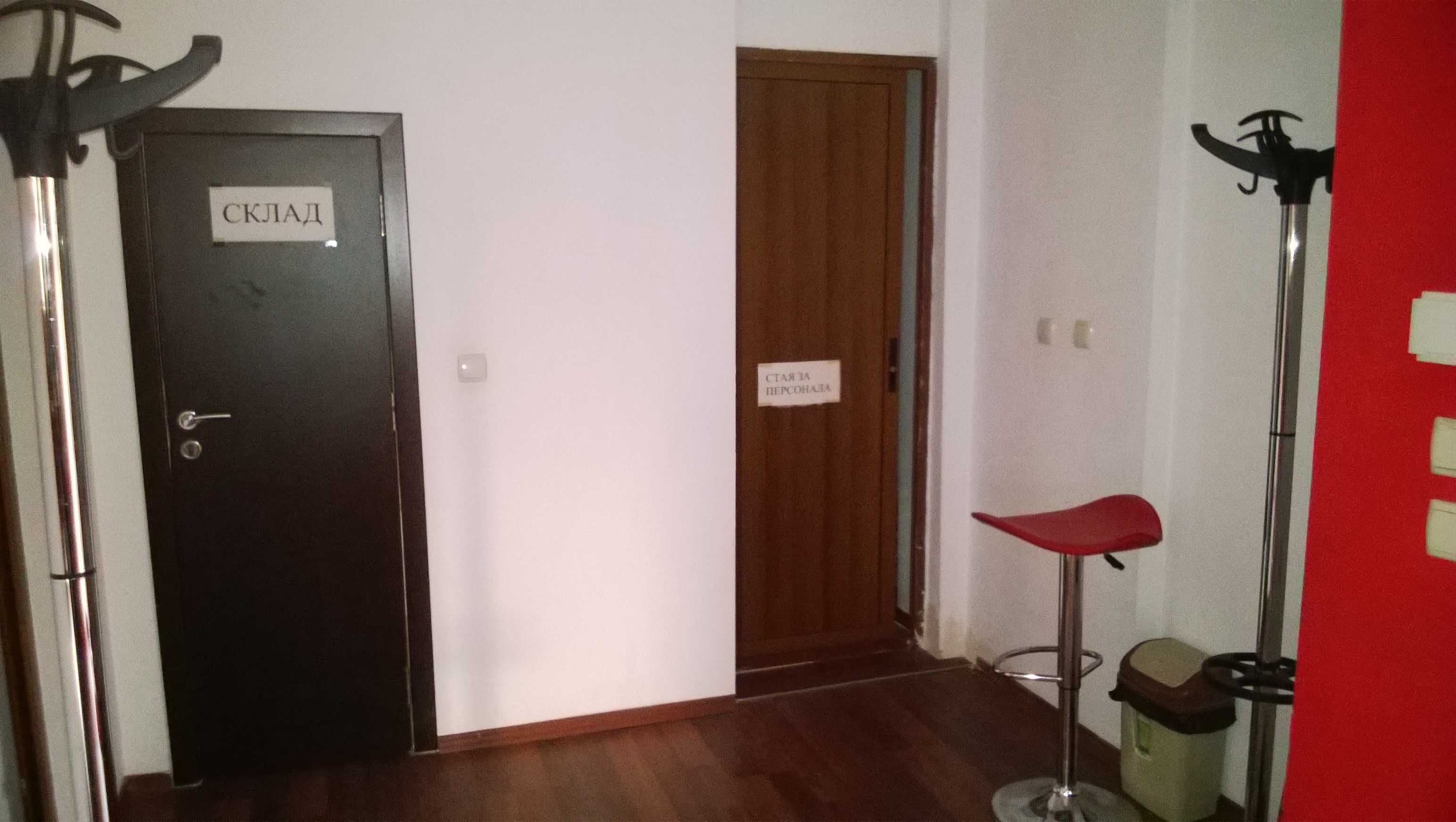 партерно помещение 145кв.м. с 8- кв.м. двор на ул. Одрин, Хасково