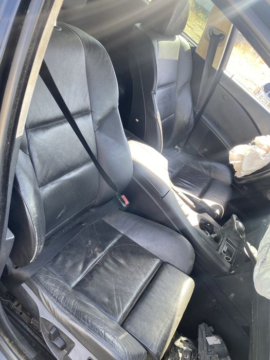 Dezmembrez bmw e60 525D