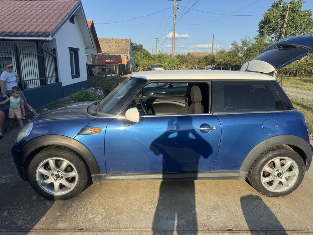 Vand Mini Cooper 1.6 benzina