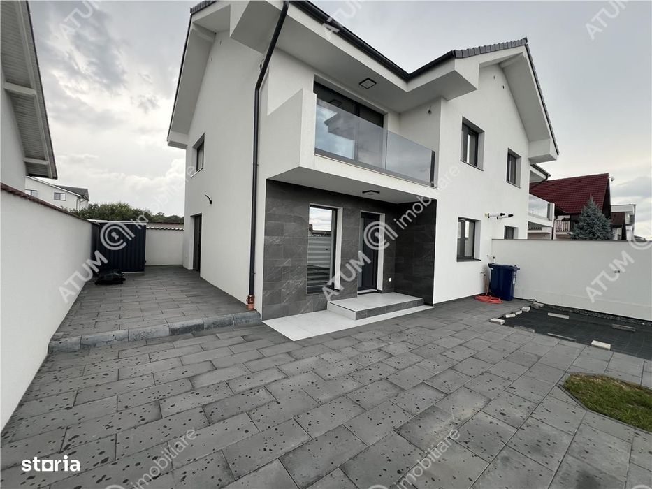 Casa cu 4 camere 2 bai si teren de 266 mp zona Arhitectilor