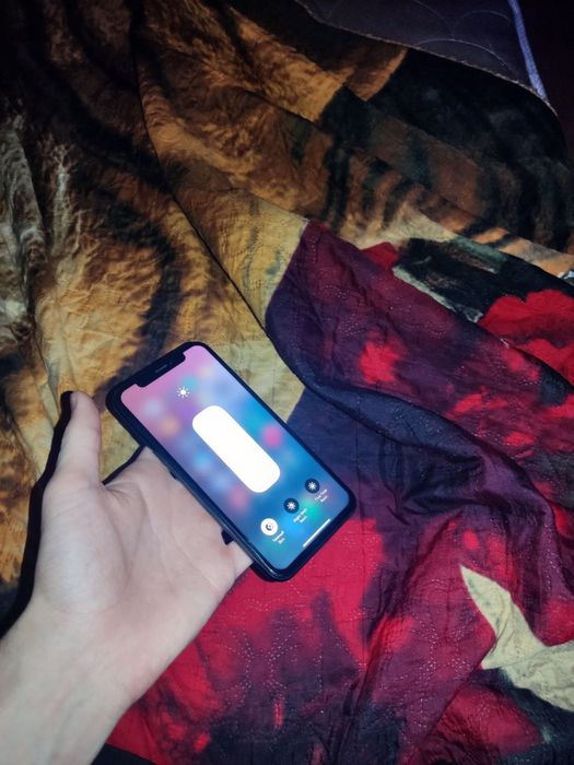 Айфон Хс продам в идеале обмен интересен на игровой телефон