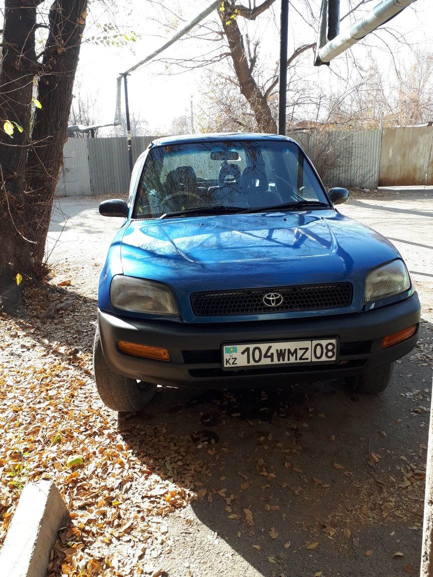 Rav4 tayota кроссовер