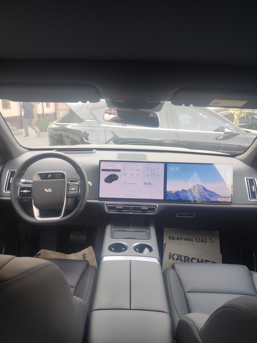 Li Xiang L6  MAX