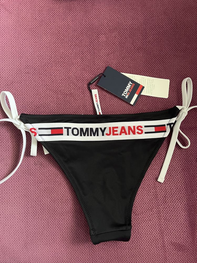 НОВО Долнище на бански Tommy Jeans