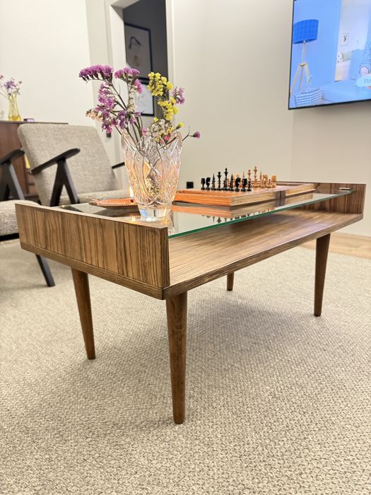 Продам журнальный столик Польша 1960-е