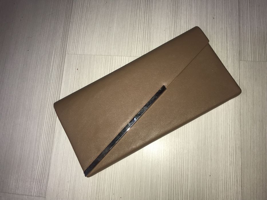 Plic elegant bej nou (geanta)