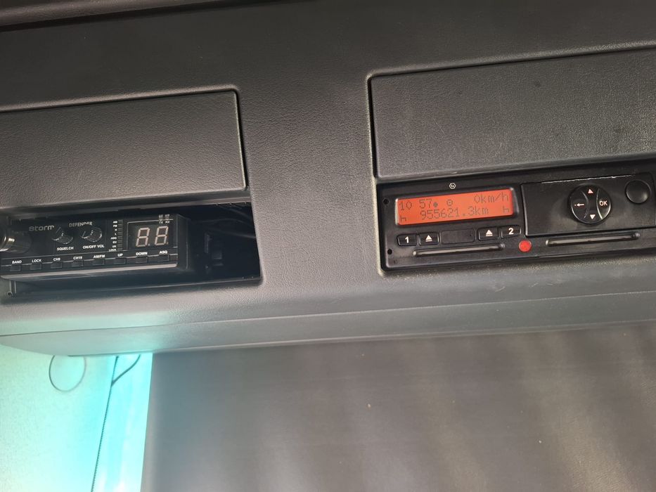 Ansamblu MAN + semiremorcă SCHMITZ