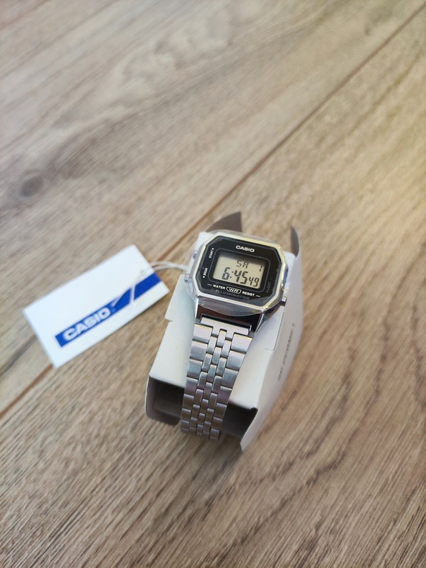 CASIO vintage LA 680A-1