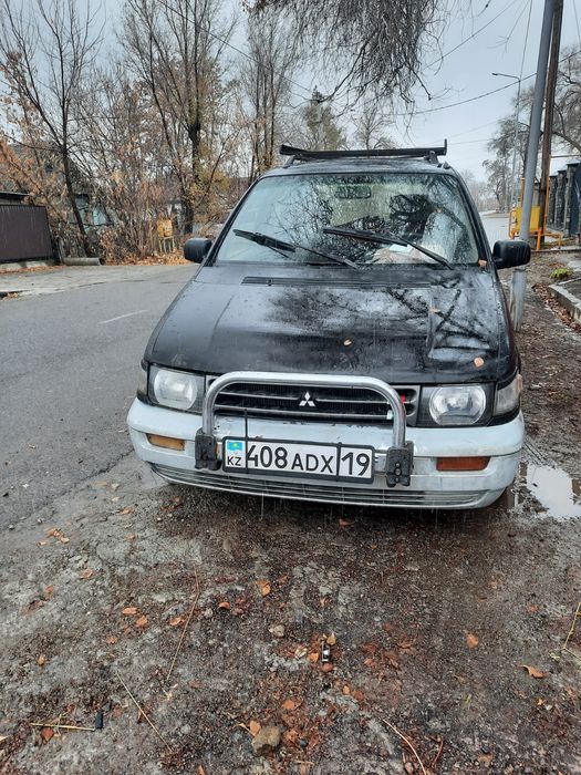 Срочно продам  машину