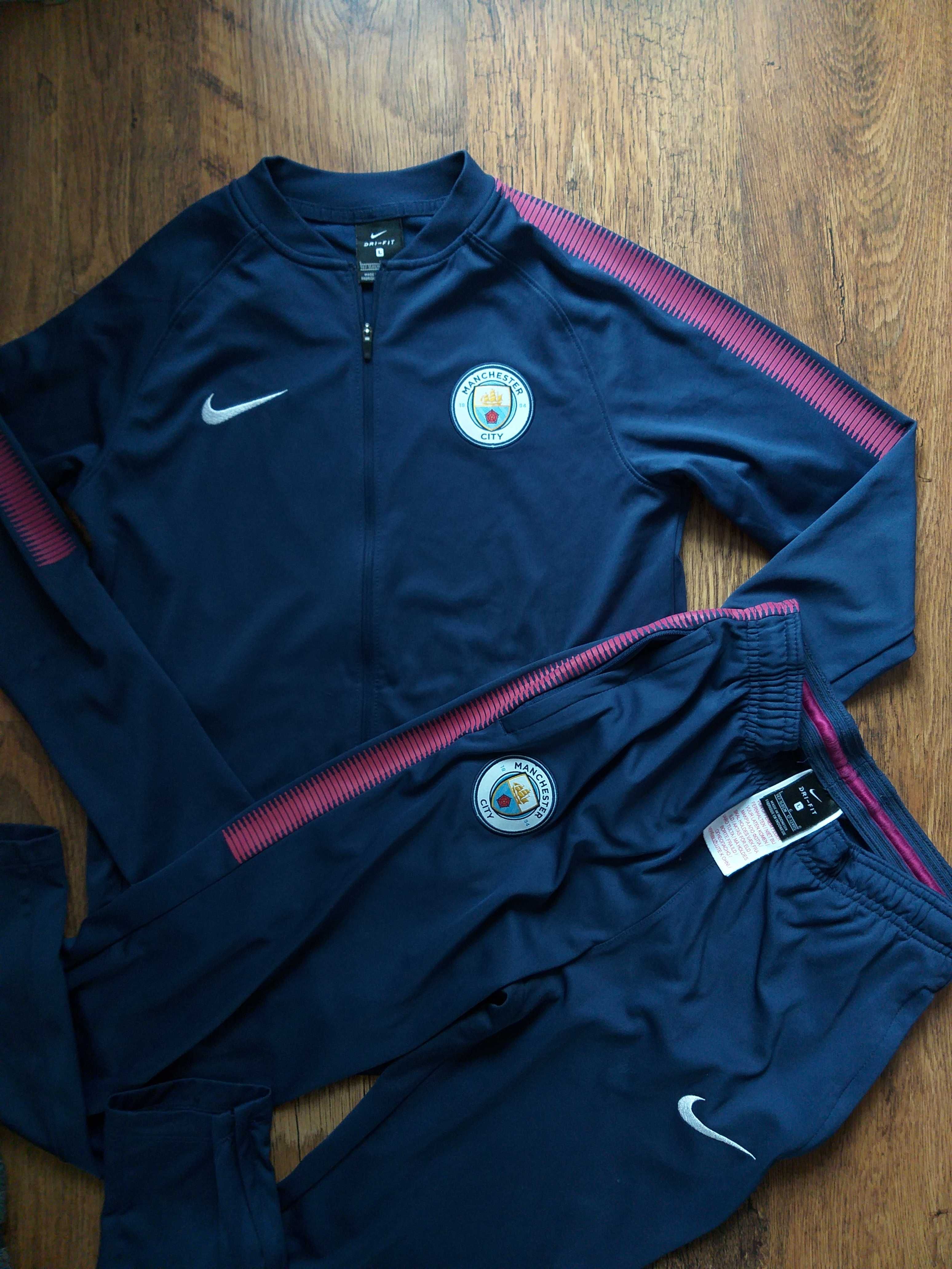 nike Manchester City Training - юношески футболен екип 147-158см.