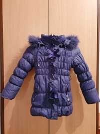 Продаю детские зимние и весенние куртки для девочки
