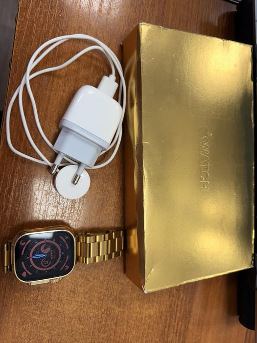 Часовник Apple  watch