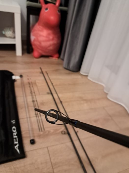 Vând Shimano aero X5 9ft 11ft