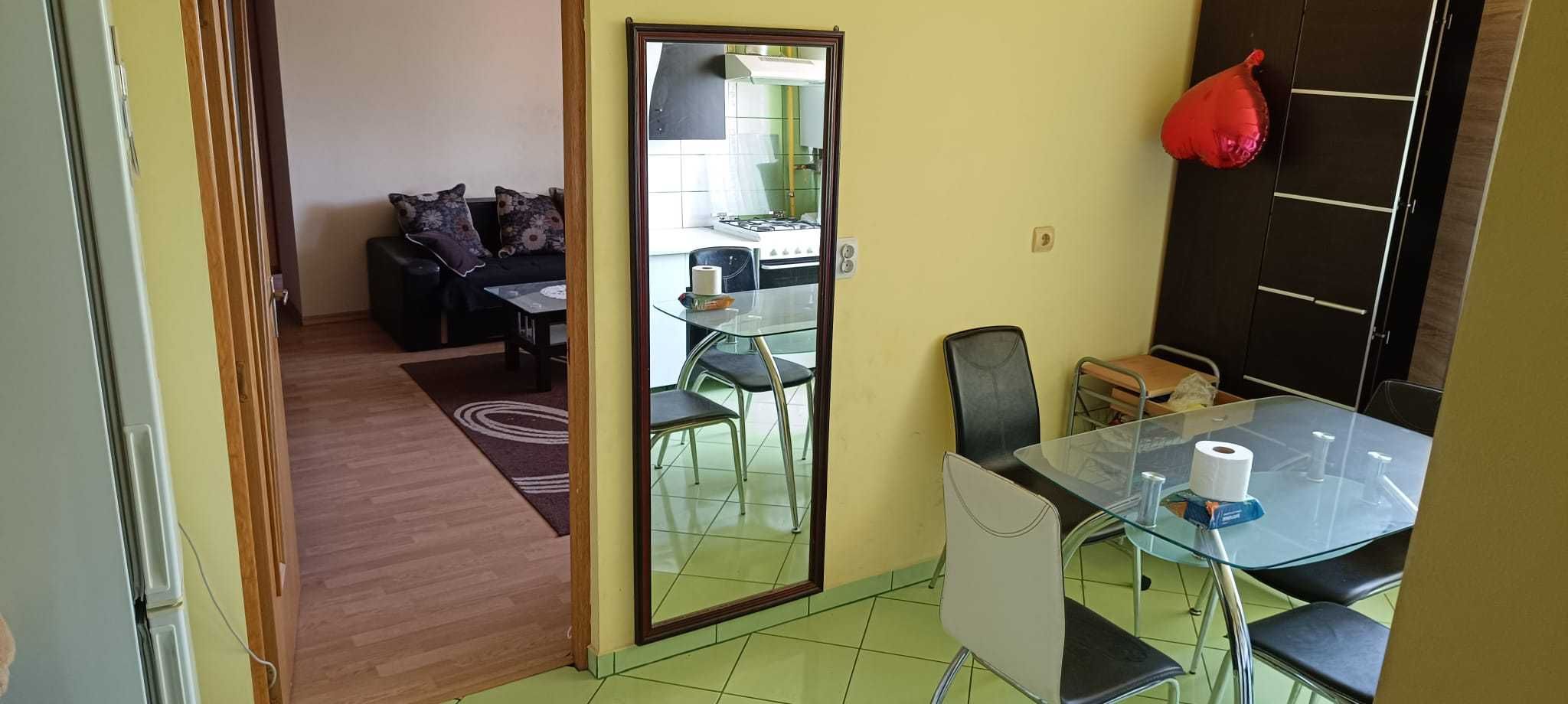 Vand apartament 2 camere in centrul orasului Bals