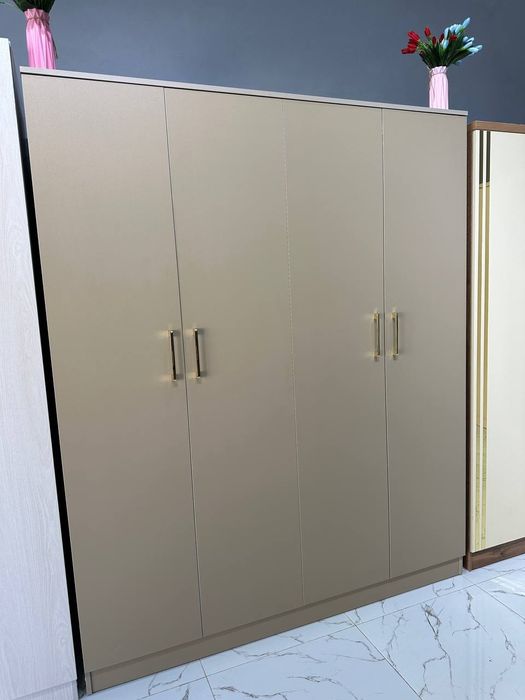 Шкаф  сифатли буйи 2м эни 160  ёни 55 см