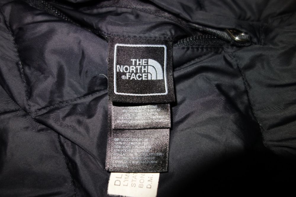 Geaca fete The North Face cu doua fete, 10 ani, Stare buna