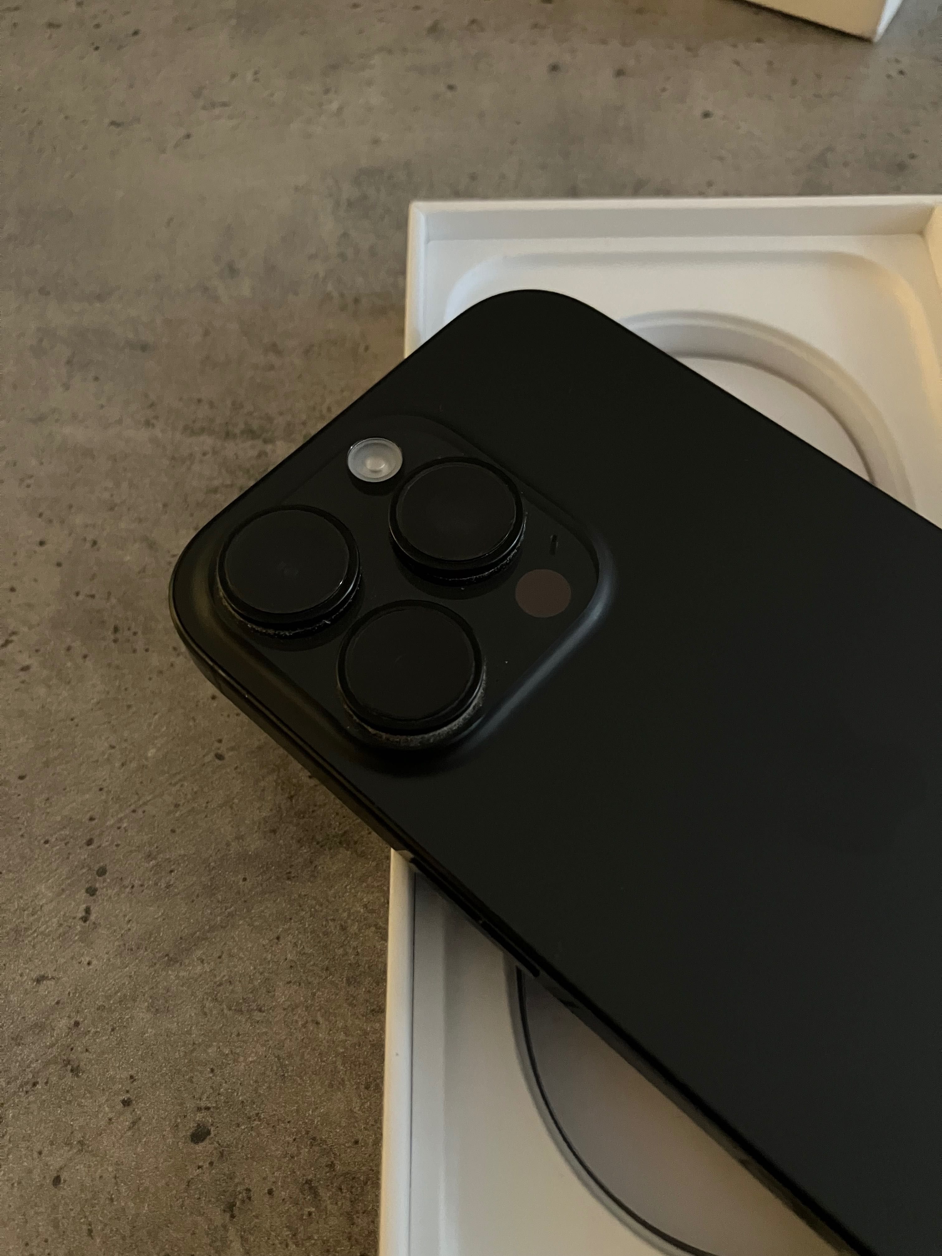 iPhone 16 pro 128 gb