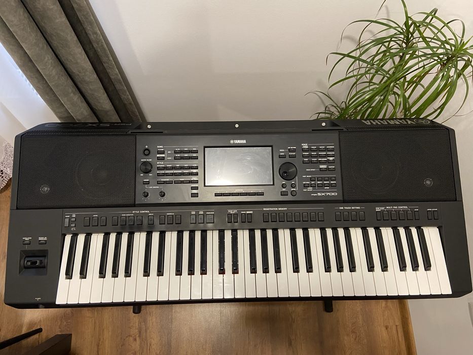 Yamaha PSR-Sx700