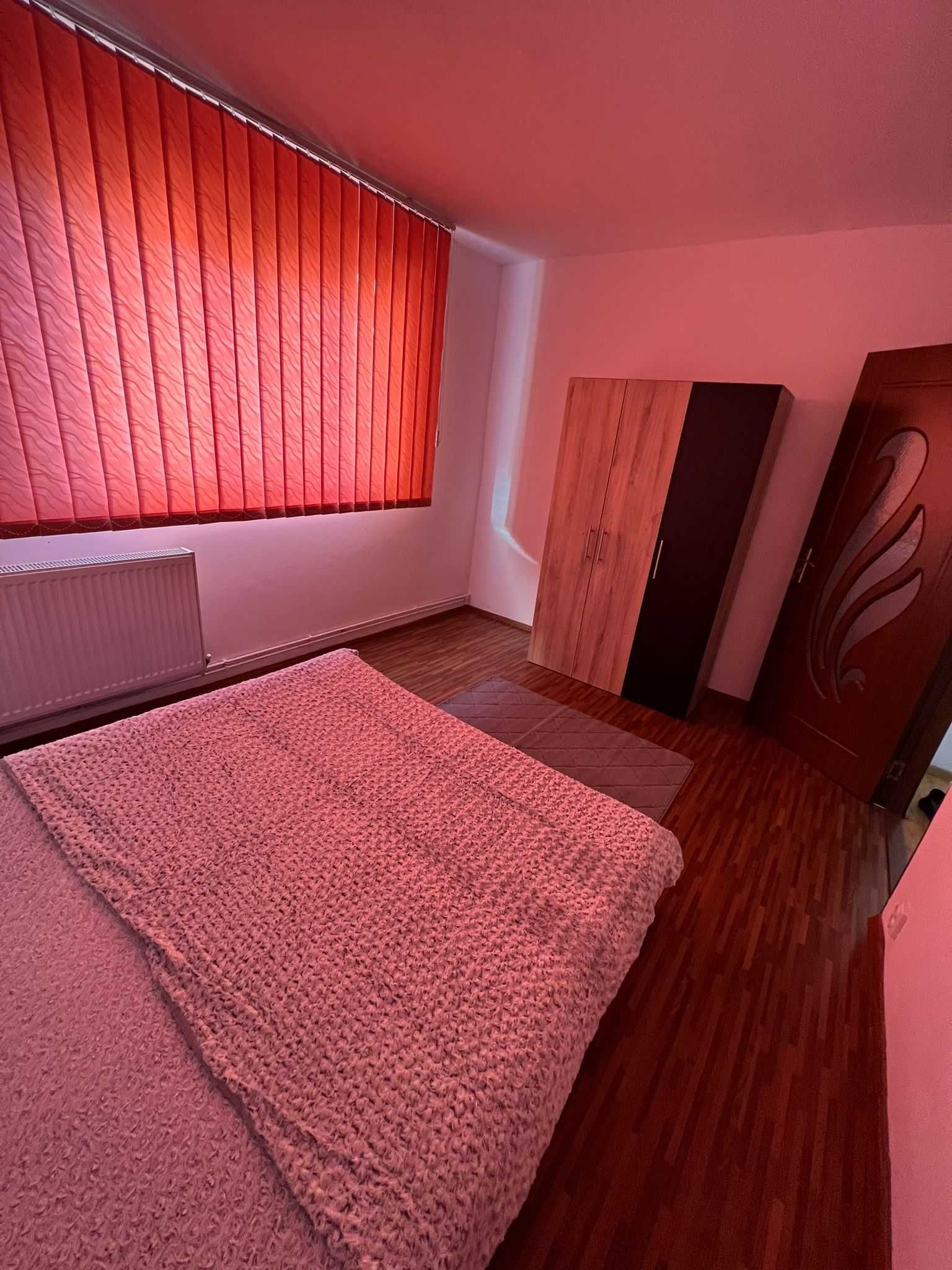 Închiriere Apartament Spațios cu 4 Camere, DROBETA TURNU SEVERIN