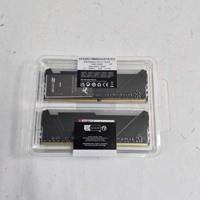 Liquid Money vinde - Memorie RAM Kingston FURY BeastRGB 16GB DDR4 3200