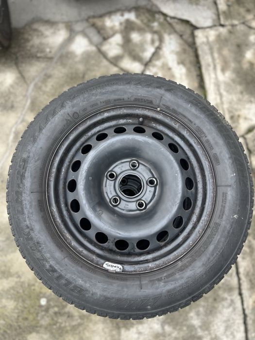 Roți iarnă 4 bucati 195/65R15