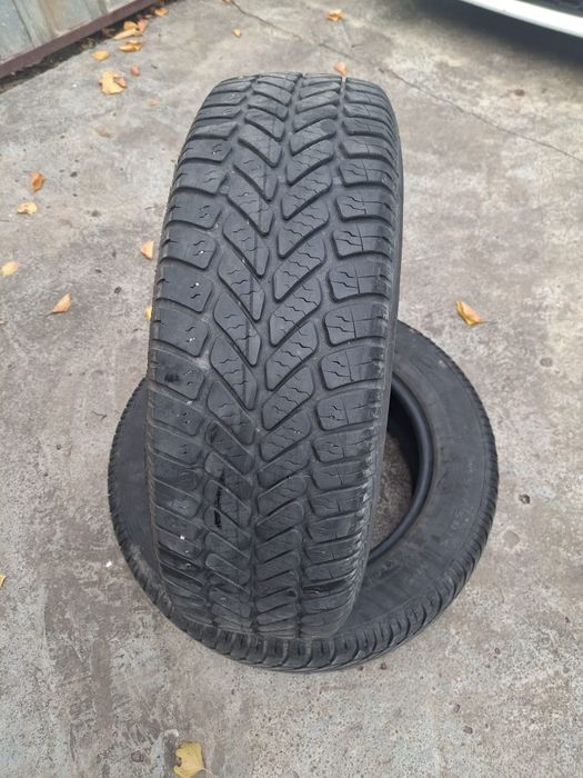 Vând cauciucuri M+S