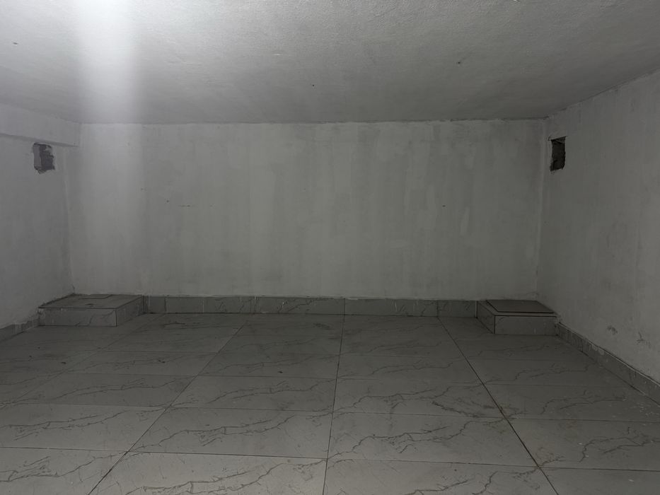 Падвал соколний этаж 270кв 2 та томондан кирса болади