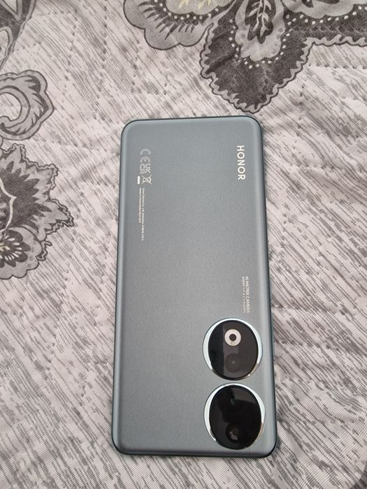 Продам Хонор 90 256гб Как новый Обмен