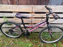 Vand bicicleta pt fetita.
