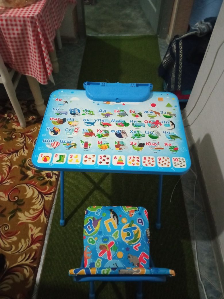 Комплект детской мебели, детский парта,стульчик