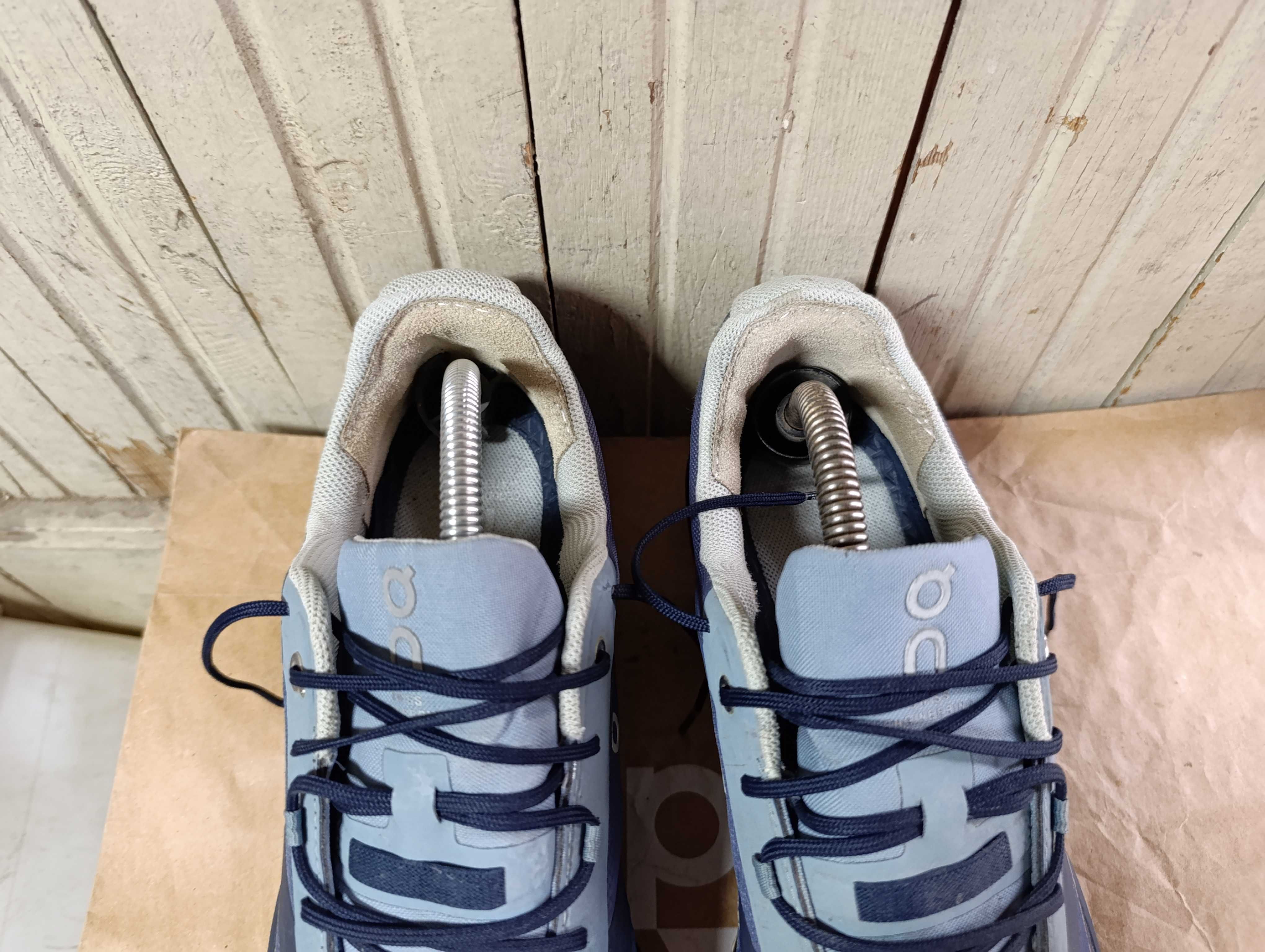 ''On Cloudventure Waterproof''оригинални маратонки 45.5 номер