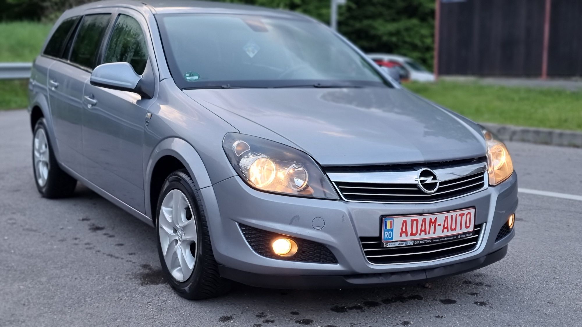 Opel Astra 1.7crdi clima bluetooth 2011 posibilitate Rate Avans 0