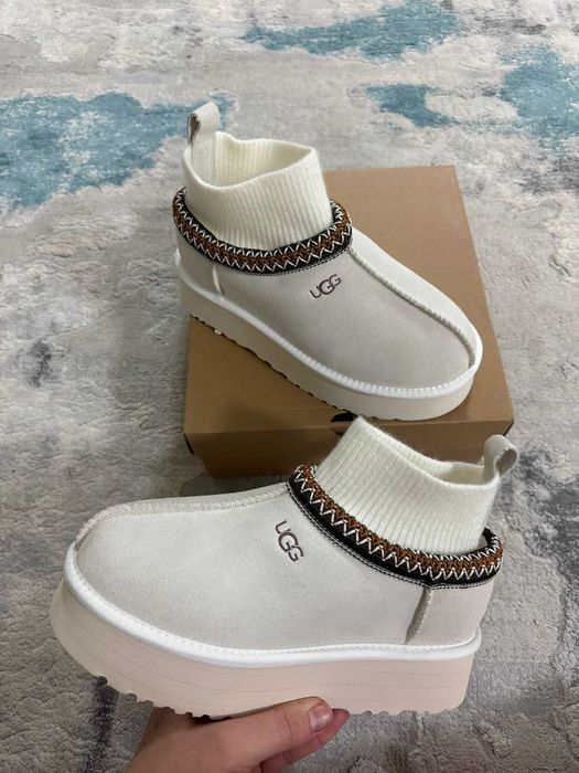Ugg Tazz High White