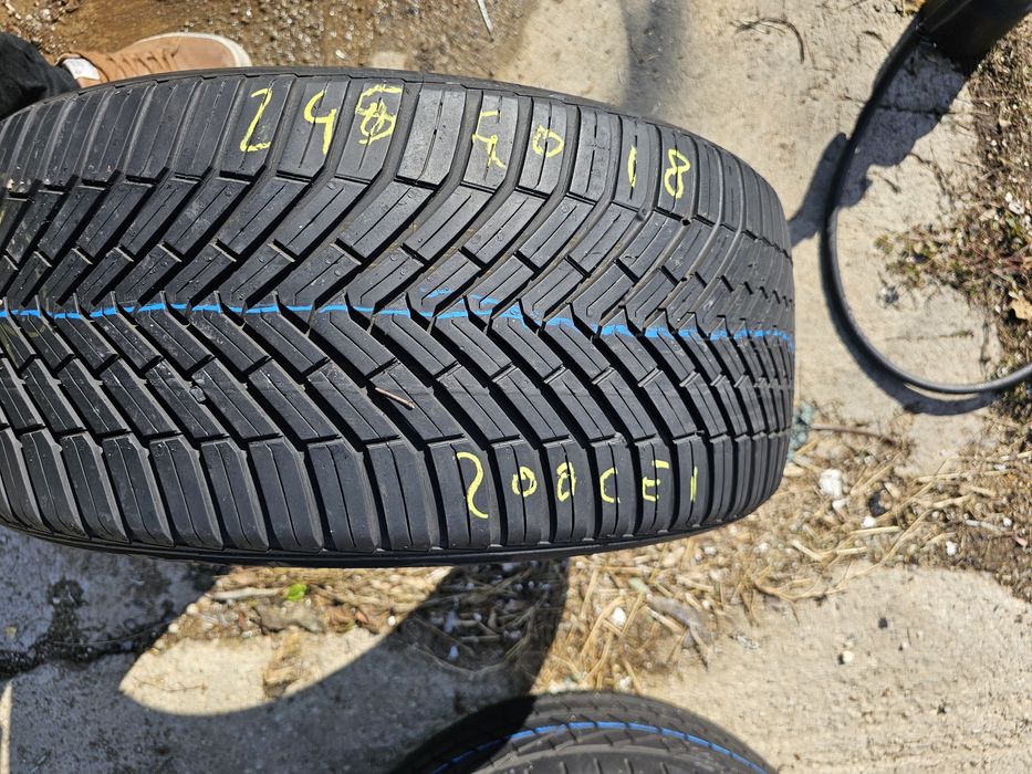 245 40 18 continental all seasson