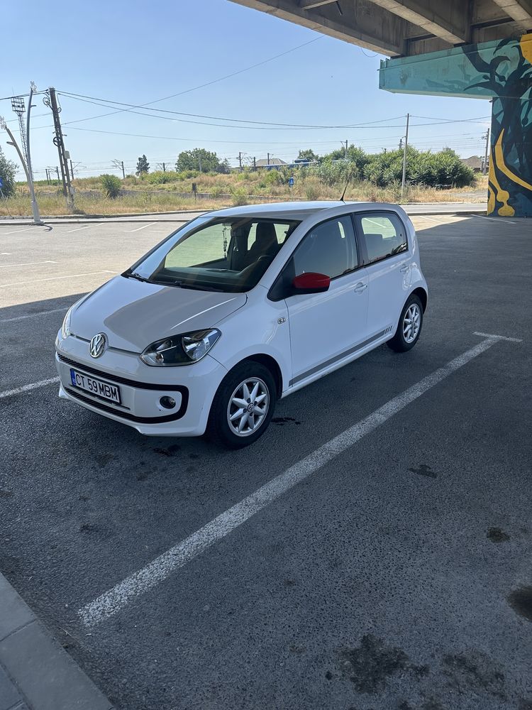 Volkwagen UP 1l +Gaz . Masina perfecta de oras